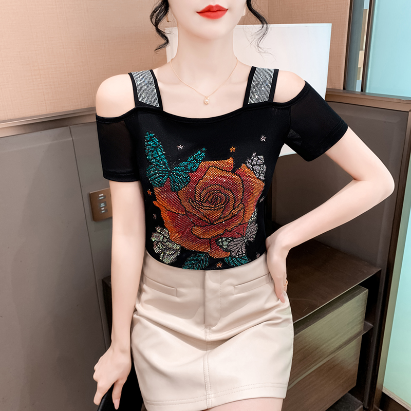 เสื้อยืดผู้หญิงแบรนด์ดีไซน์ยุโ - Streetwear Brand Flower บทวิจารณ์และราคา
