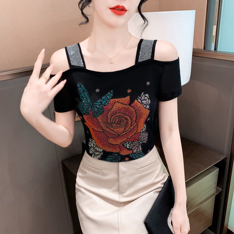 เสื้อยืดผู้หญิงแบรนด์ดีไซน์ยุโ - Streetwear Brand Flower บทวิจารณ์และราคา