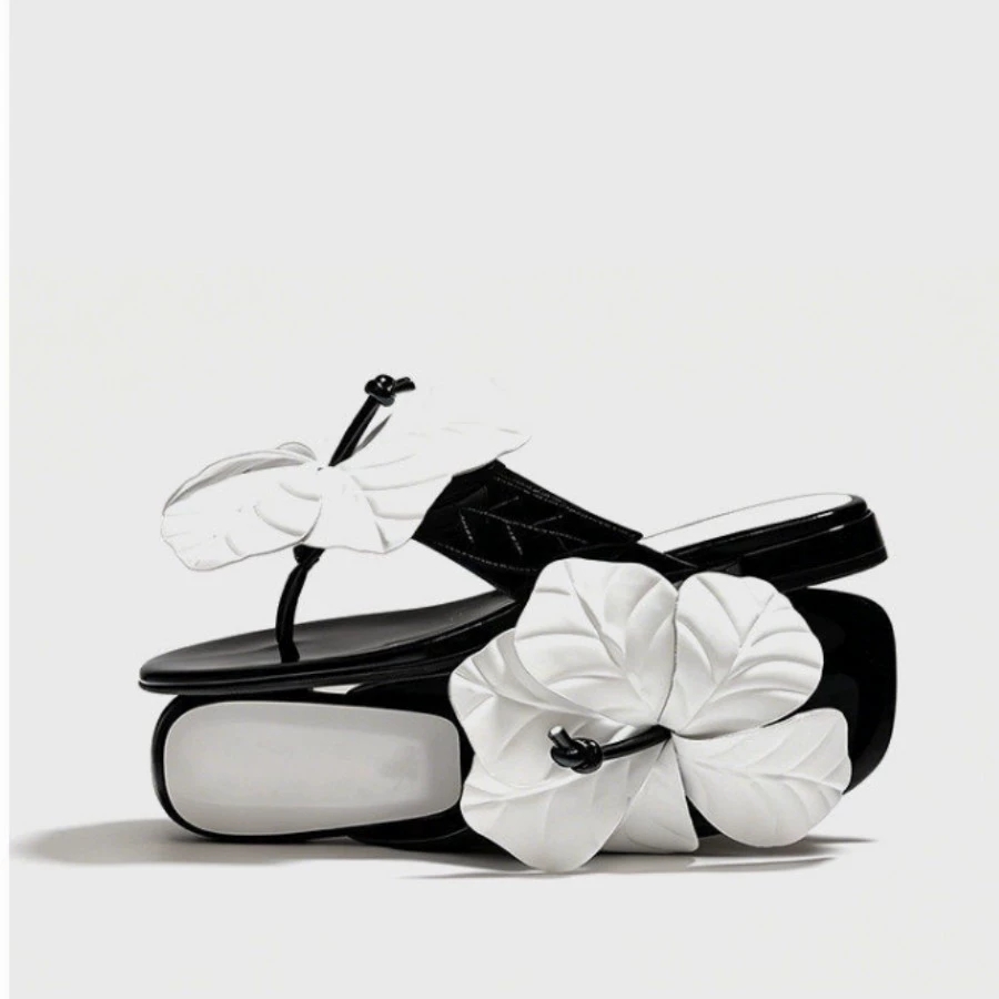 รองเท้าแบรนด์สำหรับผู้หญิง รุ่ - Streetwear Brand Flower บทวิจารณ์และราคา